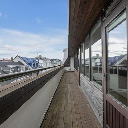 Penthouse Apt On The Shopping Street-Free Parking Reykjavík Eksteriør billede