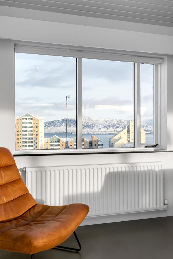 Penthouse Apt On The Shopping Street-Free Parking Reykjavík Eksteriør billede